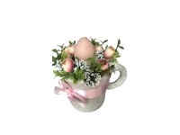 Húsvéti dekor bögrében tojás gyertyával