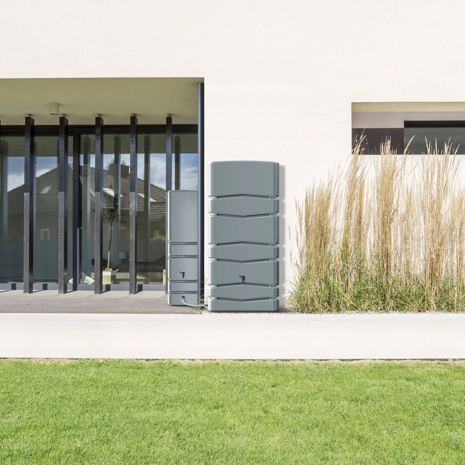 waterform-aqua-tower-es-v-zgy-jt-650-l-antracit