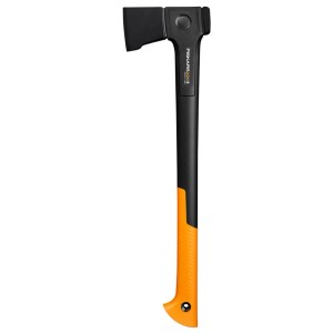 Fekete Fiskars fejsze narancssárga nyéllel kerti munkákhoz.
