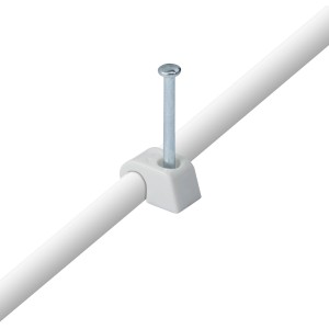 Fehér expressz bilincs szögkel kábelrögzítéshez (Ø 4-7mm).