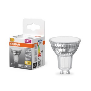 Osram LED GU10 reflektorlámpa, 5,6W, meleg fehér, a termék csomagolása mellett.