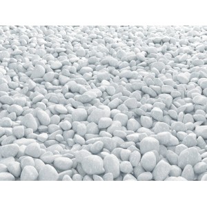 Fehér Carrara márvány kavics (40-60mm) díszkavicsként kerti utakhoz és díszfelületekhez.