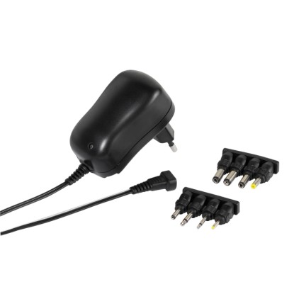 Univerzális töltő cserélhető fejjel  3-12V 2000mA