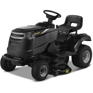 Fekete Alpina AT3 98 A fűnyíró traktor oldalsó kidobással.
