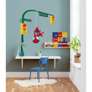 Spiderman "Lamp Swing" dekorációs matricák a gyerekszobában az íróasztal felett.