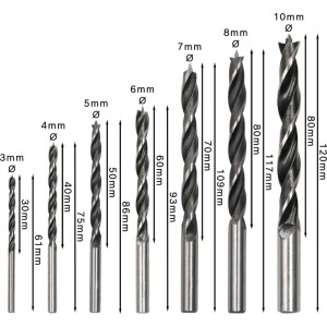 Bosch Pro fafúrókészlet, 7 részes. Különböző méretű spirálfúrók központosító heggyel a pontos fúráshoz.