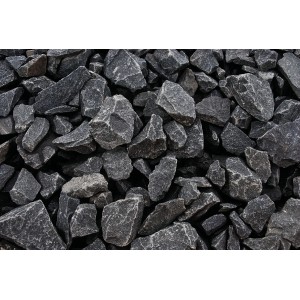 Fekete bazaltzúzalék 25-50 mm, alkalmas kerti utakhoz és gabion töltéshez.