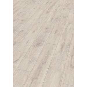 Egger NatureSense Aqua laminált padló, 10 mm, vízálló, szürke fa hatású. Ideális konyhákba és fürdőszobákba.