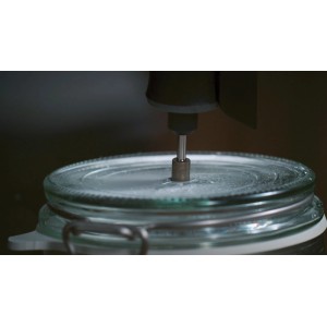 Dremel gyémánt üvegfúró 663 üvegfedélbe fúr. Precíziós miniszerszám üveg gravírozásához.