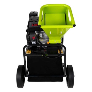 Zöld-fekete Zipper ZI-HAEK2120 benzinmotoros ágaprító nagy garattal, alvázzal és gyűjtőzsákkal.