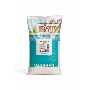 Fehér 25 kg-os zsák kristály kvarc szűrőhomok medencékhez, szemcseméret 0,7-1,2 mm.