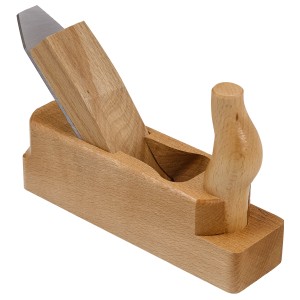 LUX-TOOLS háztartási gyalu vörös bükkfából, 39 mm-es pengével a sima felületekért.