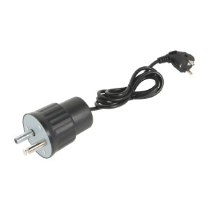 Elektromos grillmotor kábellel és dugóval az egyenletes grillezéshez.