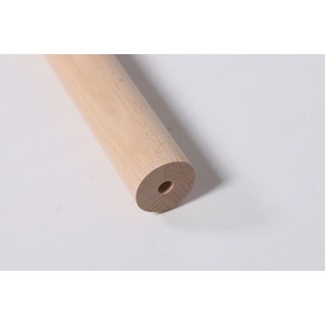 Tömör bükkfa korlát, Ø 40 mm, természetes felületkezeléssel beltéri használatra.