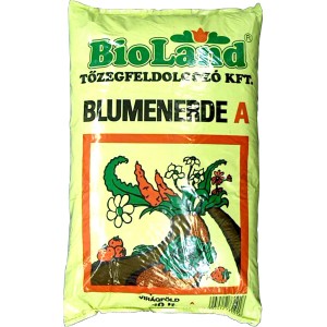 Zacskó BioLand virágföld A, alkalmas különböző növényekhez.