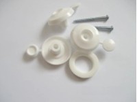 Leszorító korong polikarbonát lemezhez