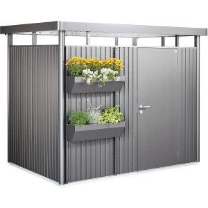 Biohort FloraBoard kvarcszürke-metál kerti házon virágládákkal és növényekkel.