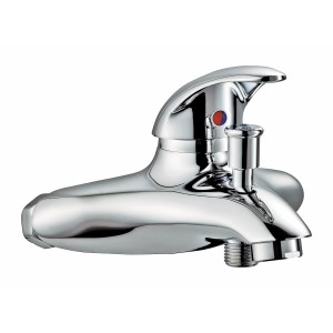 Króm Fresh egykaros kádcsaptelep fali szereléshez fürdőszobában és WC-ben.