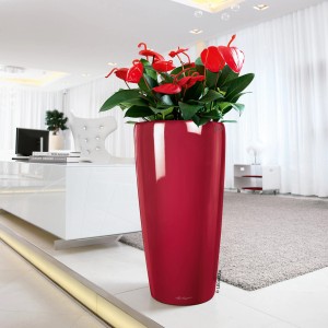 Lechuza Rondo Premium virágtartó, Ø 40 cm, 75 cm magas, piros, fényes. Növényoszlop öntözőrendszerrel.