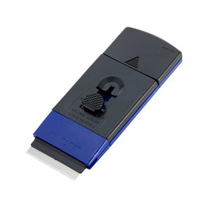 LUX-TOOLS univerzális kaparó 5 pengével, kék-fekete nyéllel, matricák és festékmaradványok eltávolításához.