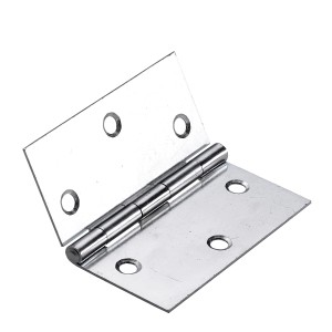 Nyitott, ezüstszínű zsanér rögzítő furatokkal.