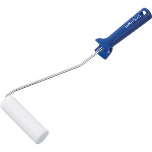 LUX Habhenger 11 cm, fehér, kék fogantyúval. Festőhenger finom lakkozáshoz.