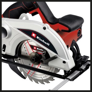 Einhell TC-CS 1250 kézi körfűrész: a fűrészlap és a kezelőszervek közeli képe.