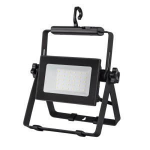 LED fényvető "Titan" hordozható 30W, 3300lm 1,5 m 3x1.0 vezetékkel IP65