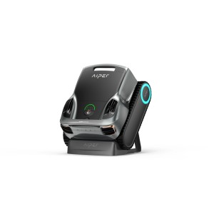 Aiper Scuba X1 Pro Max medencetisztító robot, fekete/ezüst, lánctalpas meghajtással és világító kék gyűrűvel. Vezeték nélküli.
